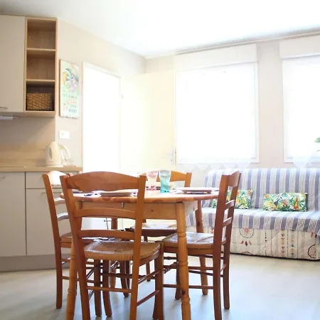 Apartment Chatelaillon-plage, 2 Pieces, 4 Personnes - Fr-1-246-576